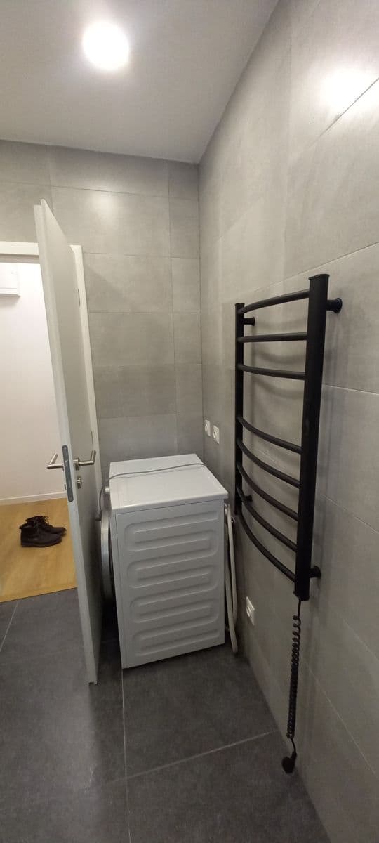 1 bedroom with open-plan kitchen flat to rent, 37 m², Cottonové, Ostrava, Moravskoslezský Region 1 bedroom with open-plan kitchen flat to rent, 37 m², Cottonové, Ostrava, Moravskoslezský Region