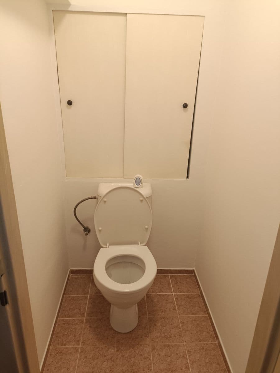 3 bedroom flat to rent, 81 m², Amforová, Prague, Prague 3 bedroom flat to rent, 81 m², Amforová, Prague, Prague