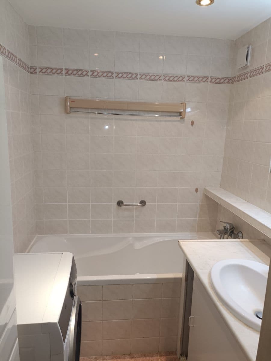 3 bedroom flat to rent, 81 m², Amforová, Prague, Prague 3 bedroom flat to rent, 81 m², Amforová, Prague, Prague