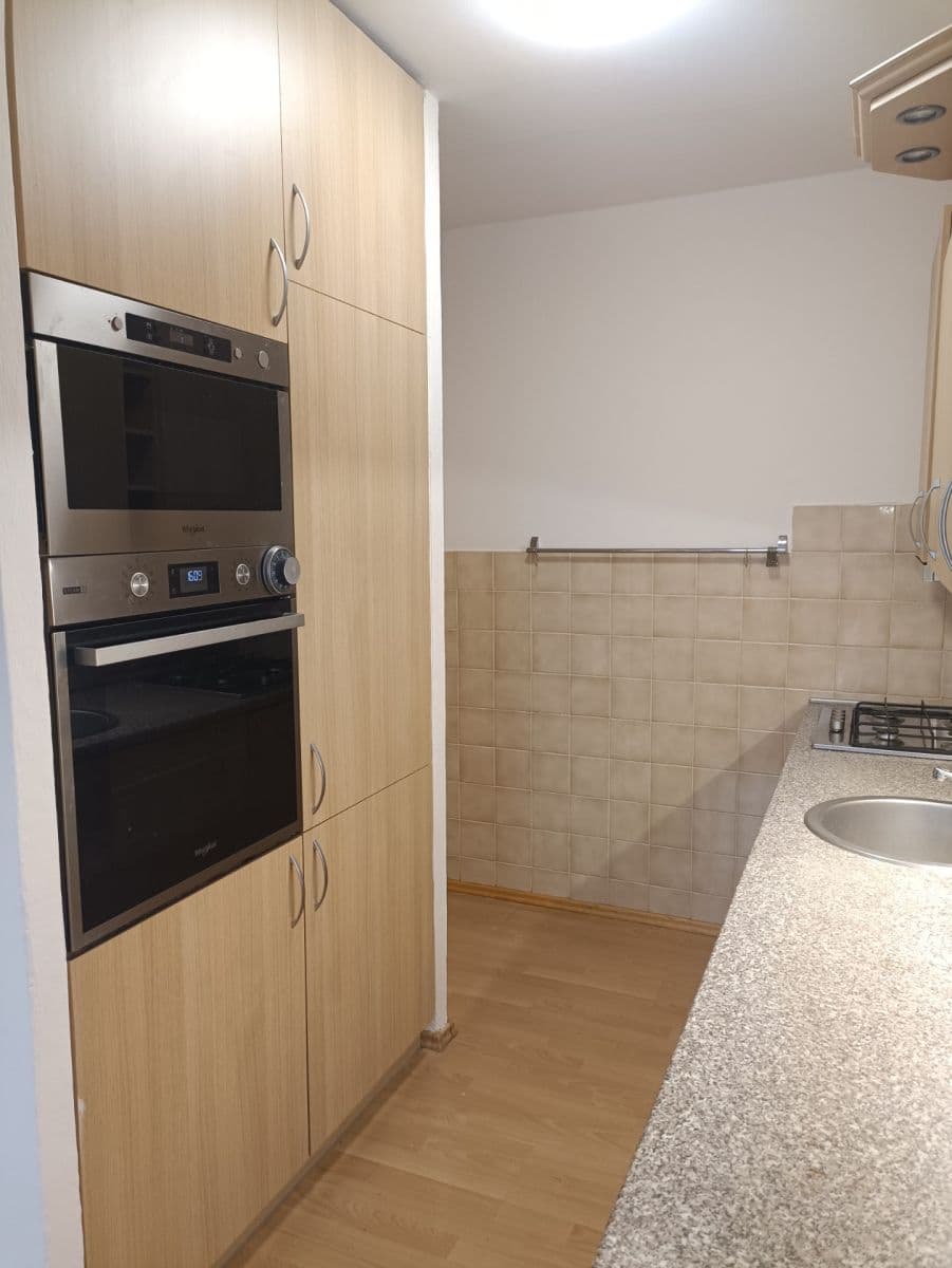 3 bedroom flat to rent, 81 m², Amforová, Prague, Prague 3 bedroom flat to rent, 81 m², Amforová, Prague, Prague