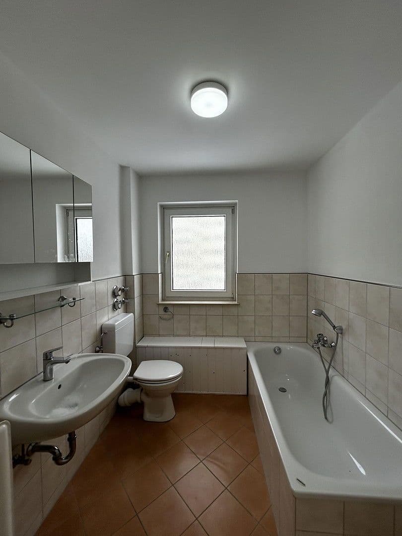 4 bedroom flat to rent, 92 m², Beethovenstraße 8-10, Baunatal, Hesse 4 bedroom flat to rent, 92 m², Beethovenstraße 8-10, Baunatal, Hesse