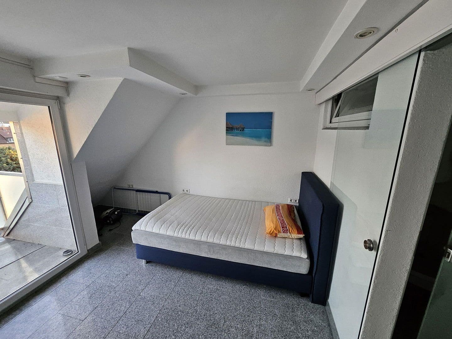 1 bedroom flat to rent, 25 m², Stuttgart, Baden-Württemberg 1 bedroom flat to rent, 25 m², Stuttgart, Baden-Württemberg