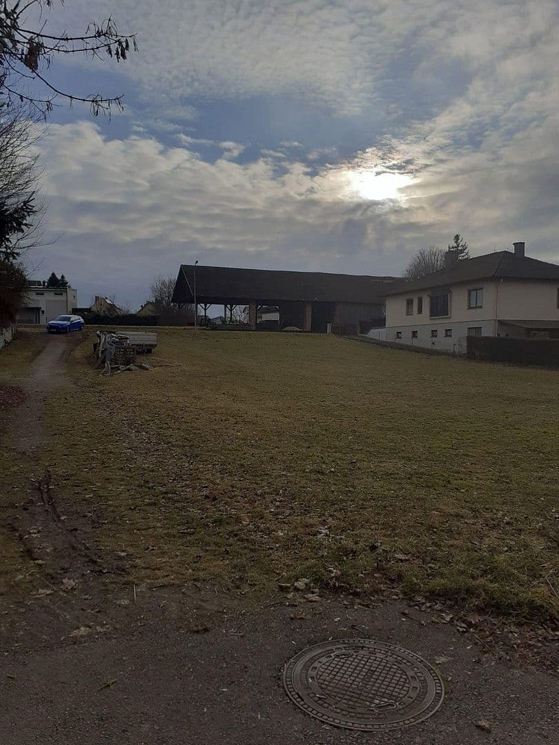 plot for sale, 1,366 m², Loosdorf, Lower Austria plot for sale, 1,366 m², Loosdorf, Lower Austria