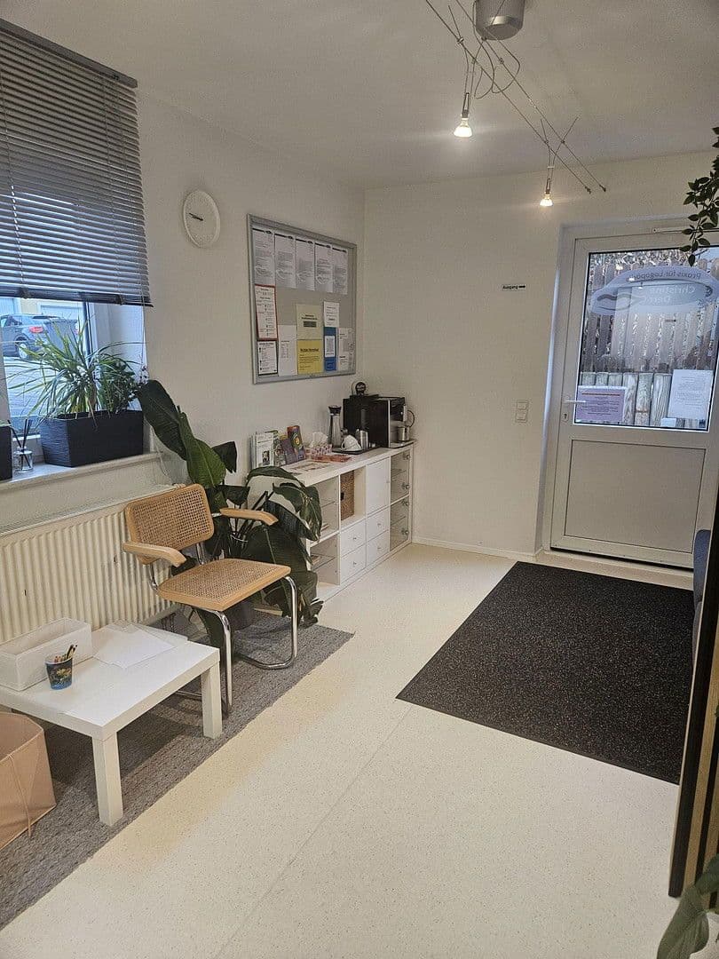 office to rent, 80 m², Lehenbuckl 39, Lenting, Bavaria office to rent, 80 m², Lehenbuckl 39, Lenting, Bavaria