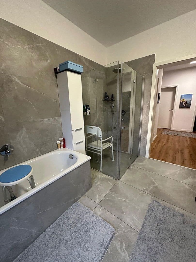 4 bedroom flat to rent, 132 m², Prinz-Ferdiand-Str. 144, Krefeld, North Rhine-Westphalia 4 bedroom flat to rent, 132 m², Prinz-Ferdiand-Str. 144, Krefeld, North Rhine-Westphalia