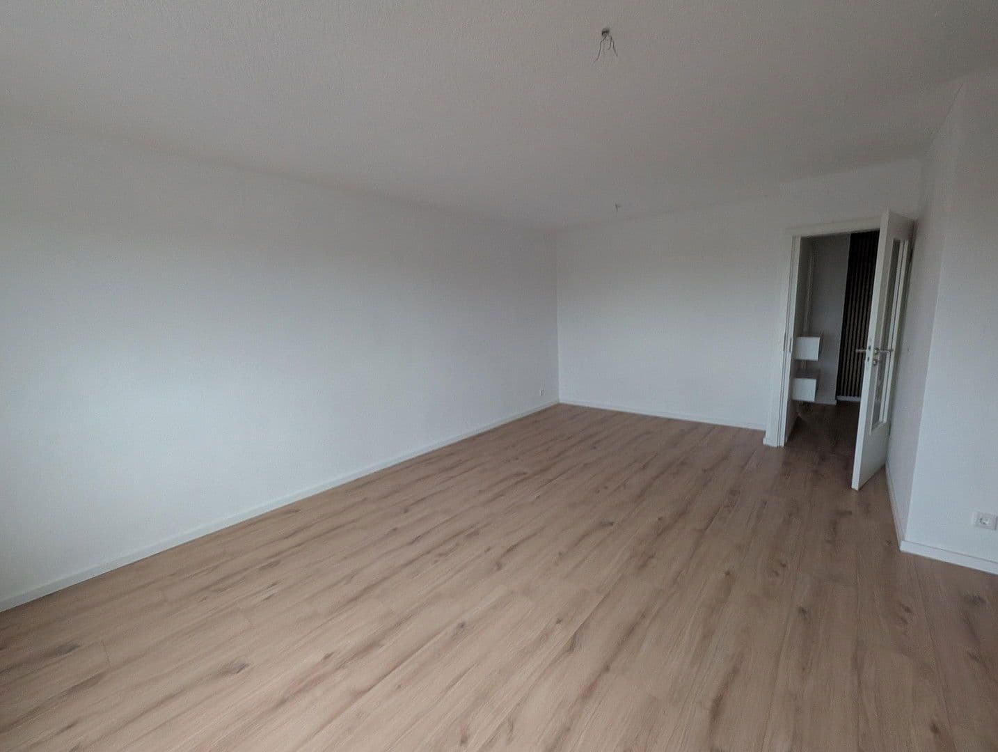 3 bedroom flat to rent, 72 m², Von-Leibniz-Str. 14, Erftstadt, North Rhine-Westphalia 3 bedroom flat to rent, 72 m², Von-Leibniz-Str. 14, Erftstadt, North Rhine-Westphalia