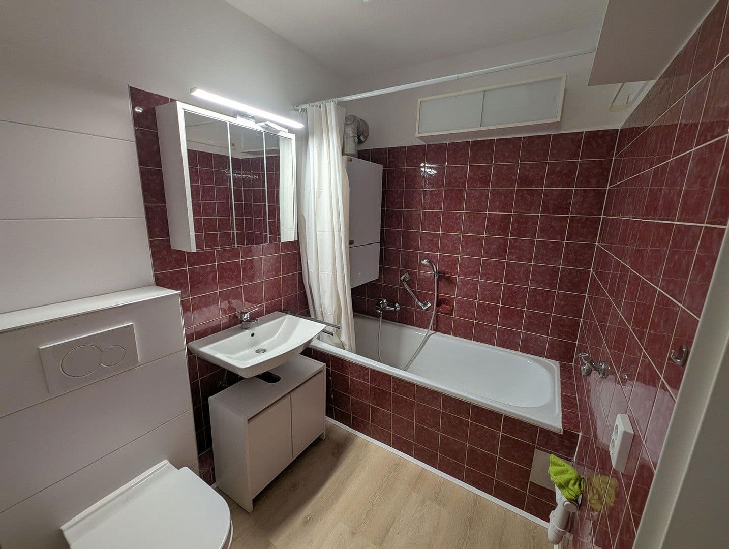 3 bedroom flat to rent, 72 m², Von-Leibniz-Str. 14, Erftstadt, North Rhine-Westphalia 3 bedroom flat to rent, 72 m², Von-Leibniz-Str. 14, Erftstadt, North Rhine-Westphalia