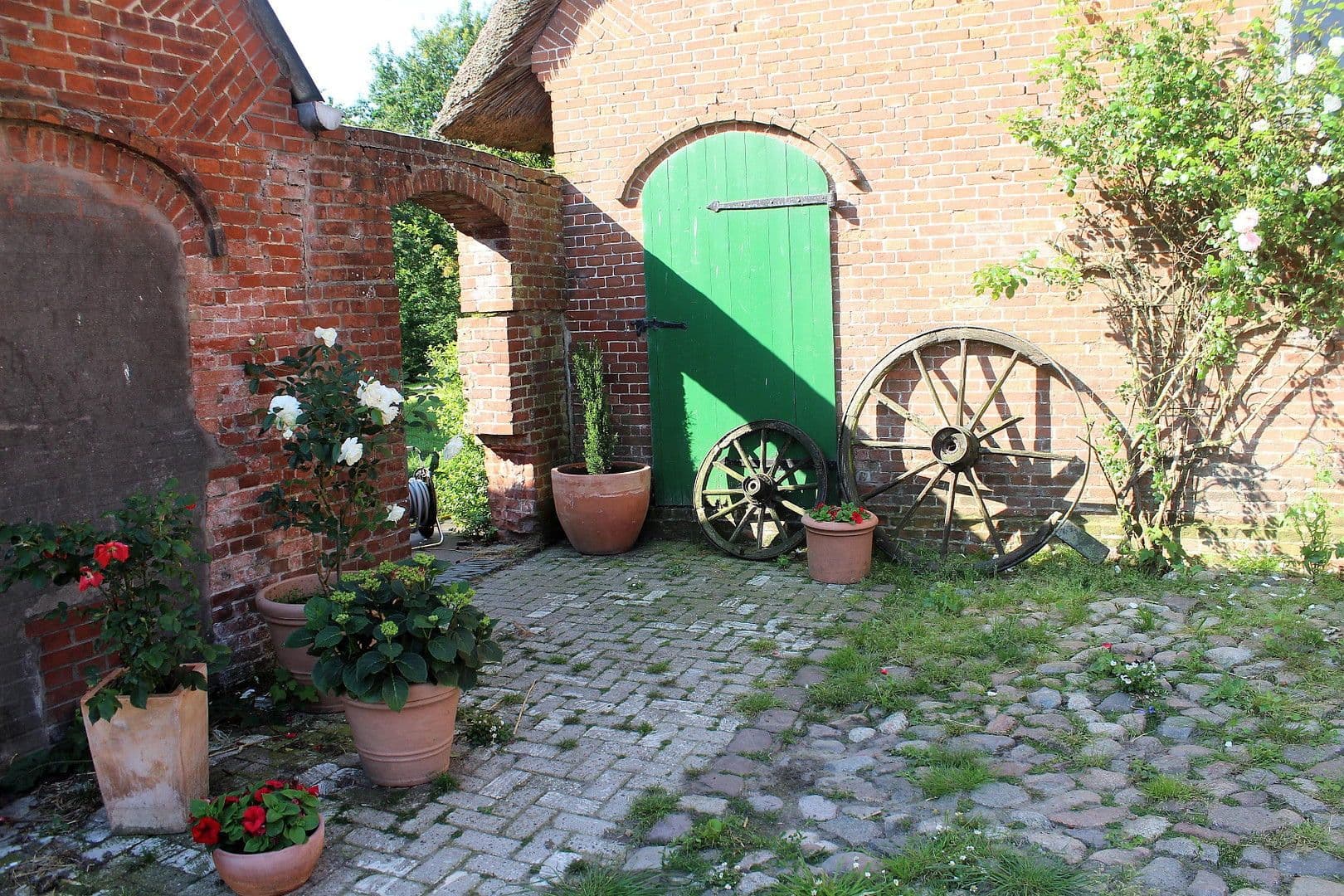 house for sale, 380 m², Domäne Hünkemann 1, Wurster Nordseeküste, Lower Saxony house for sale, 380 m², Domäne Hünkemann 1, Wurster Nordseeküste, Lower Saxony