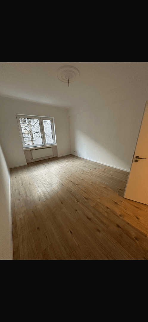 1 bedroom with open-plan kitchen flat to rent, 66 m², Rellinghauser Straße 115, Essen, North Rhine-Westphalia 1 bedroom with open-plan kitchen flat to rent, 66 m², Rellinghauser Straße 115, Essen, North Rhine-Westphalia