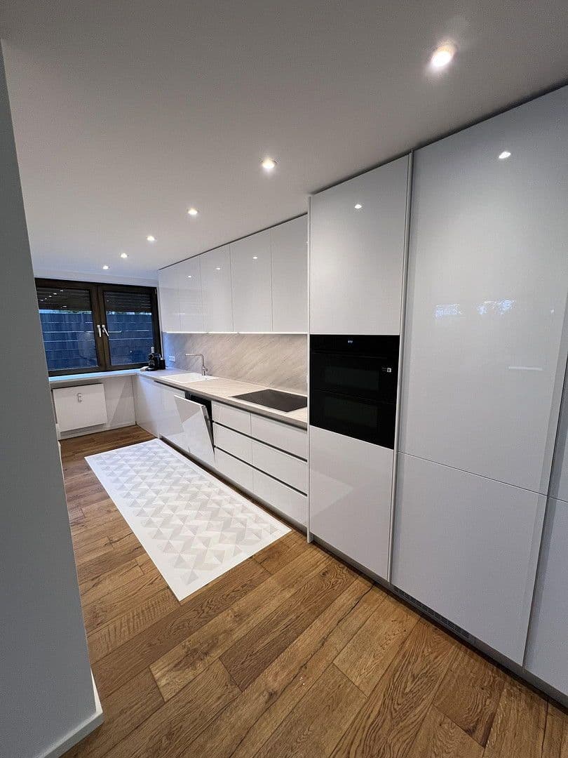 1 bedroom with open-plan kitchen flat to rent, 95 m², Rubensstraße 12, Düsseldorf, North Rhine-Westphalia 1 bedroom with open-plan kitchen flat to rent, 95 m², Rubensstraße 12, Düsseldorf, North Rhine-Westphalia