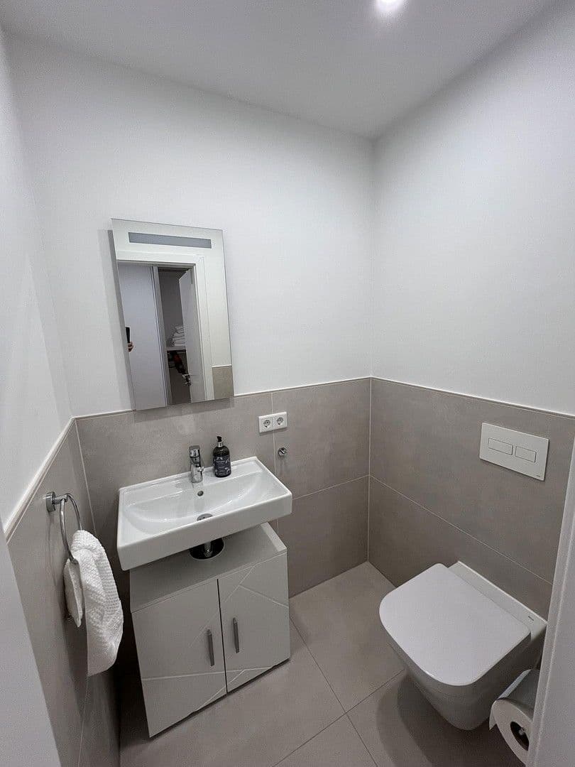 1 bedroom with open-plan kitchen flat to rent, 95 m², Rubensstraße 12, Düsseldorf, North Rhine-Westphalia 1 bedroom with open-plan kitchen flat to rent, 95 m², Rubensstraße 12, Düsseldorf, North Rhine-Westphalia