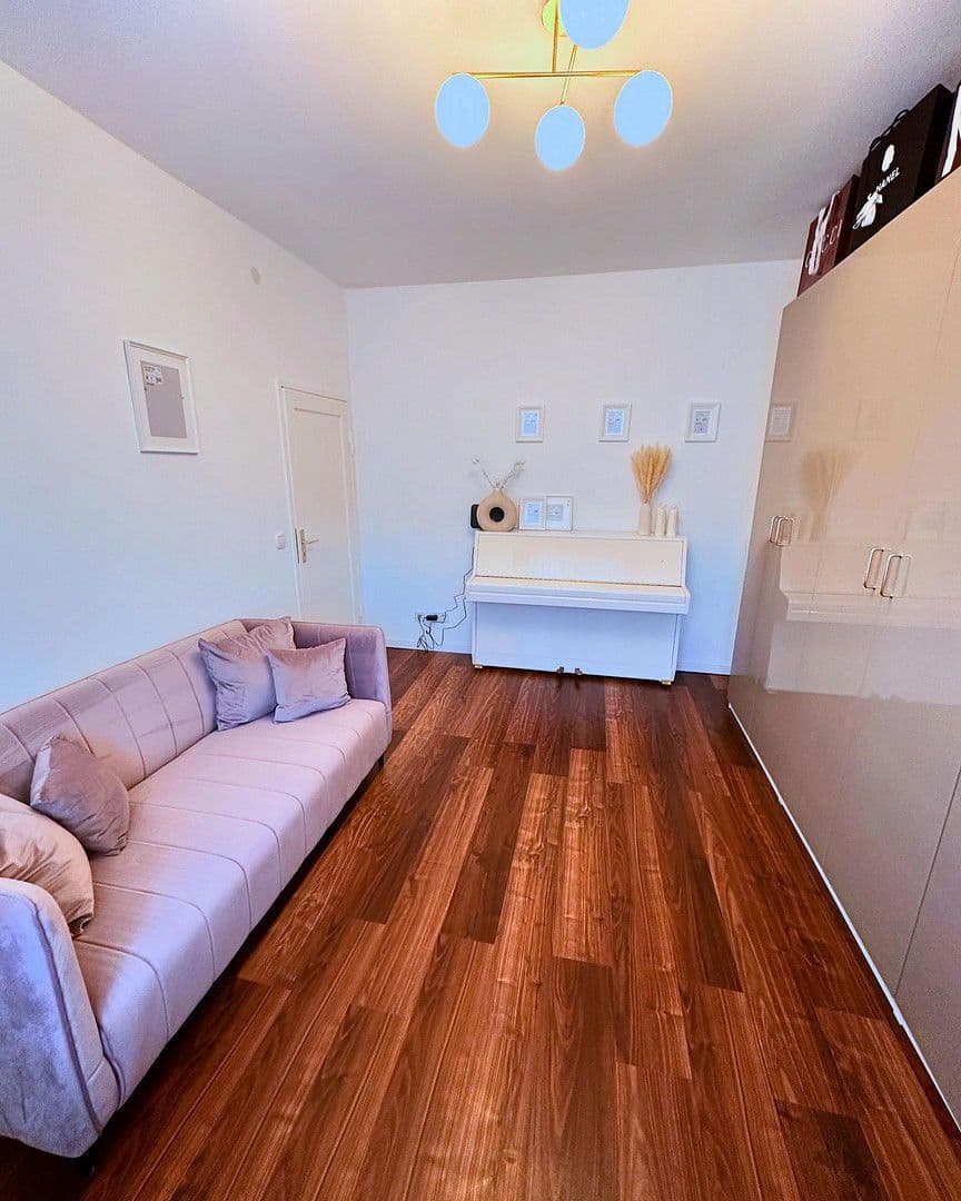 3 bedroom flat for sale, 74 m², Stockumer Straße 11b, Berlin, Berlin 3 bedroom flat for sale, 74 m², Stockumer Straße 11b, Berlin, Berlin