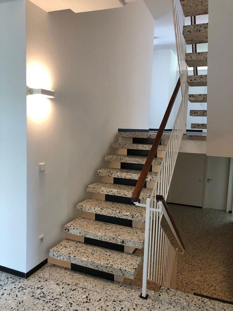 house to rent, 300 m², Bürgstadt, Bavaria house to rent, 300 m², Bürgstadt, Bavaria