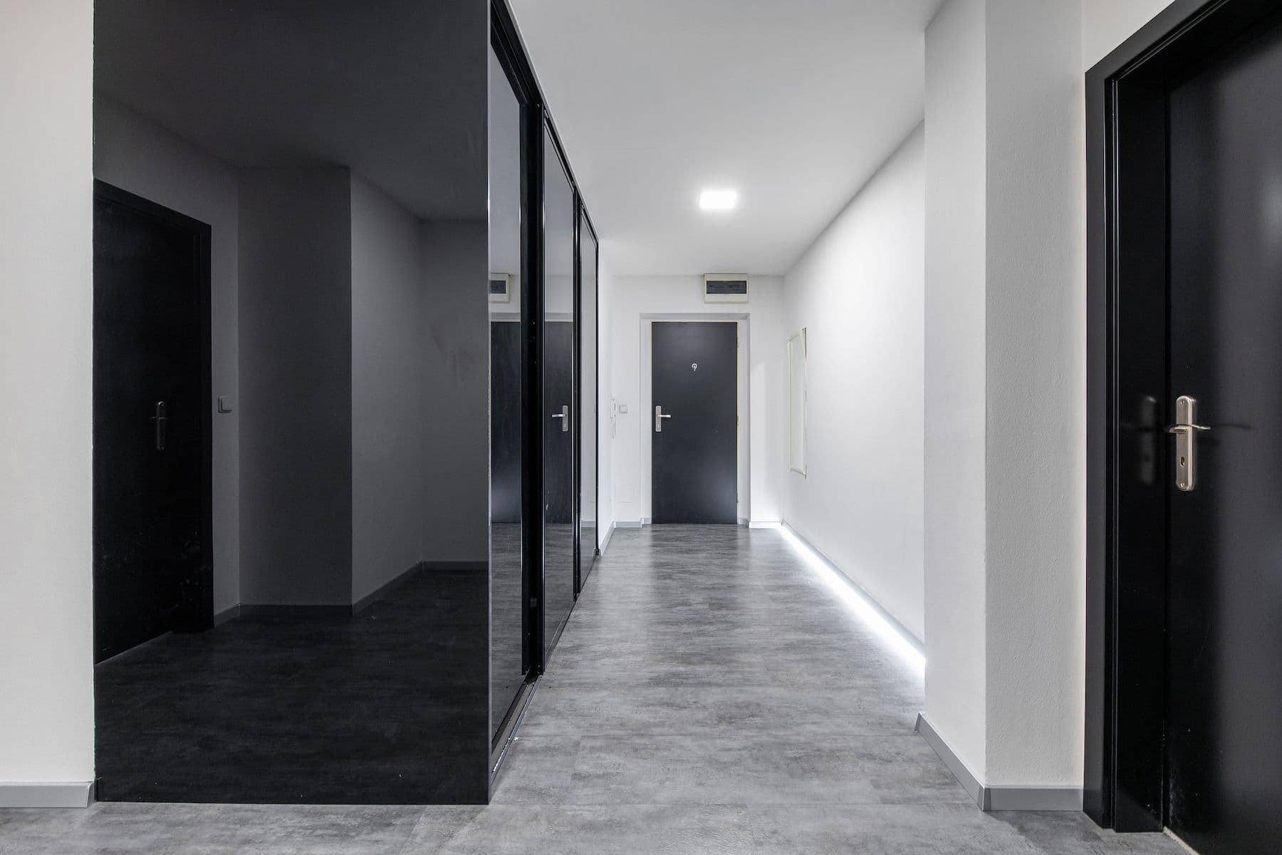 2 bedroom with open-plan kitchen flat for sale, 88 m², gen. Píky, Olomouc, Olomoucký Region 2 bedroom with open-plan kitchen flat for sale, 88 m², gen. Píky, Olomouc, Olomoucký Region