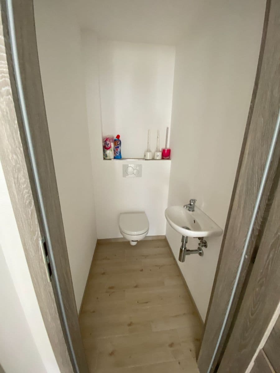 house to rent, 120 m², Slatina, Moravskoslezský Region house to rent, 120 m², Slatina, Moravskoslezský Region