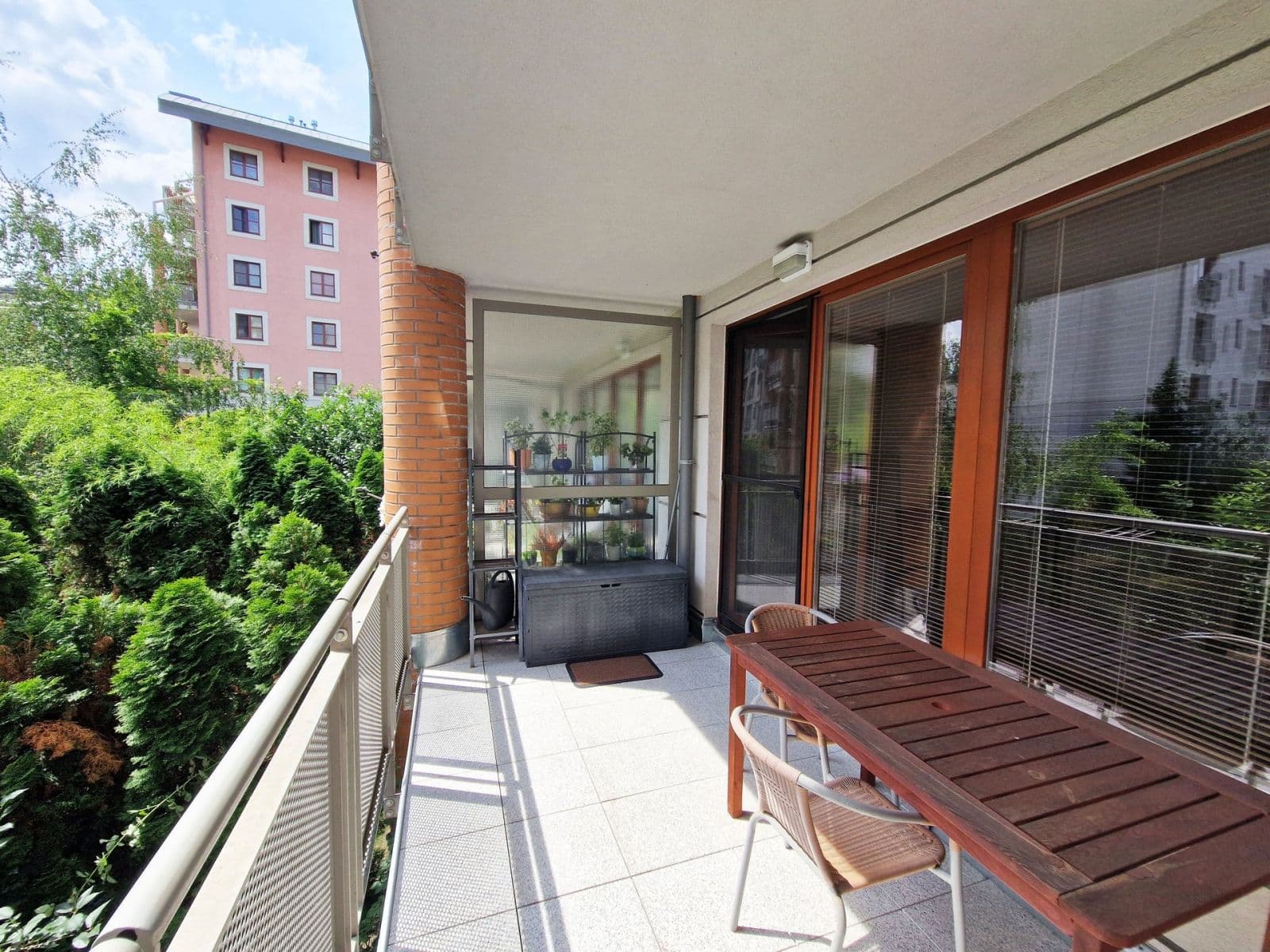 2 bedroom with open-plan kitchen flat to rent, 80 m², Paťanka, Prague, Prague 2 bedroom with open-plan kitchen flat to rent, 80 m², Paťanka, Prague, Prague