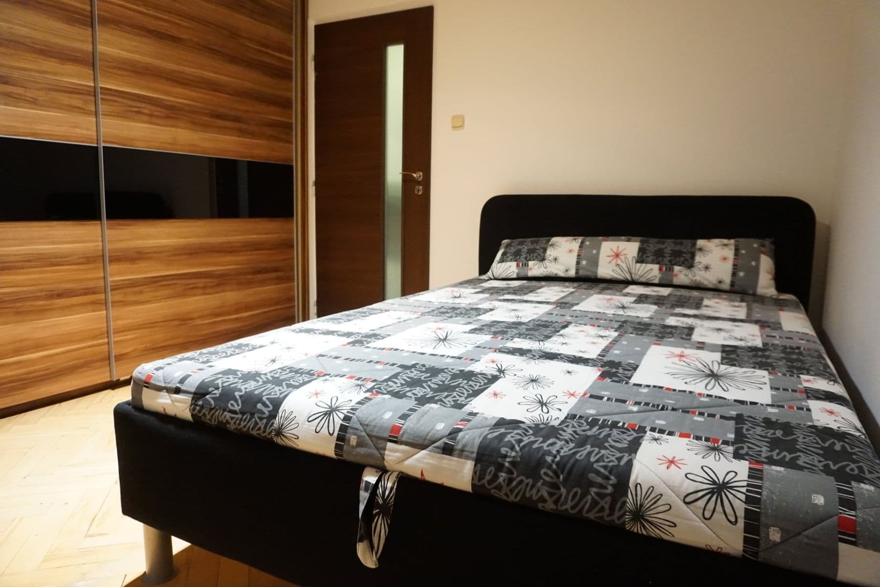 3 bedroom flat to rent, 72 m², Střížkovská, Prague, Prague 3 bedroom flat to rent, 72 m², Střížkovská, Prague, Prague