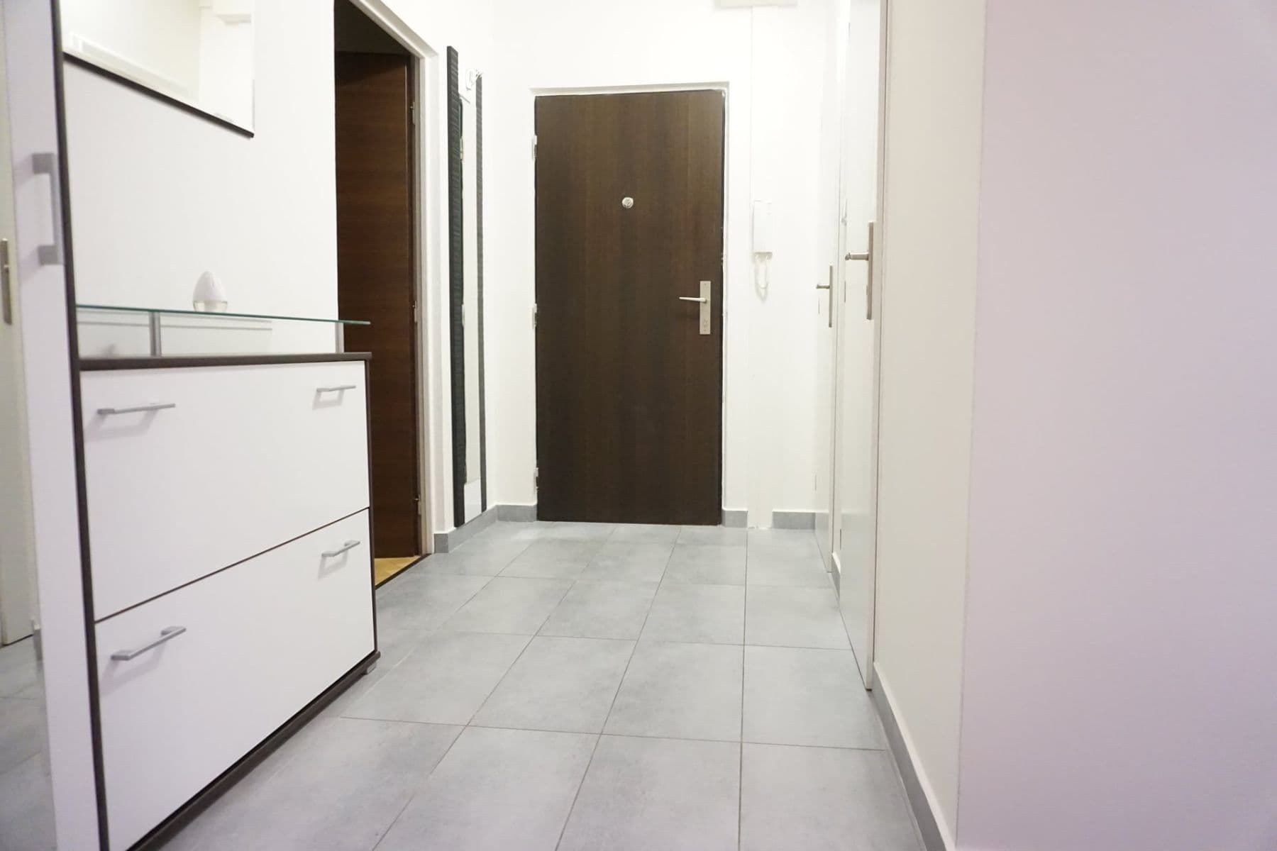 3 bedroom flat to rent, 72 m², Střížkovská, Prague, Prague 3 bedroom flat to rent, 72 m², Střížkovská, Prague, Prague