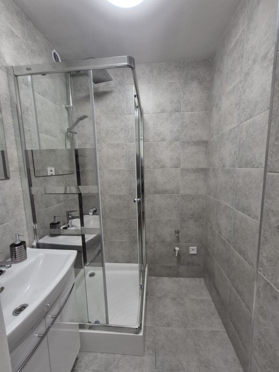 2 bedroom with open-plan kitchen flat to rent, 64 m², Karla Pokorného, Ostrava, Moravskoslezský Region 2 bedroom with open-plan kitchen flat to rent, 64 m², Karla Pokorného, Ostrava, Moravskoslezský Region