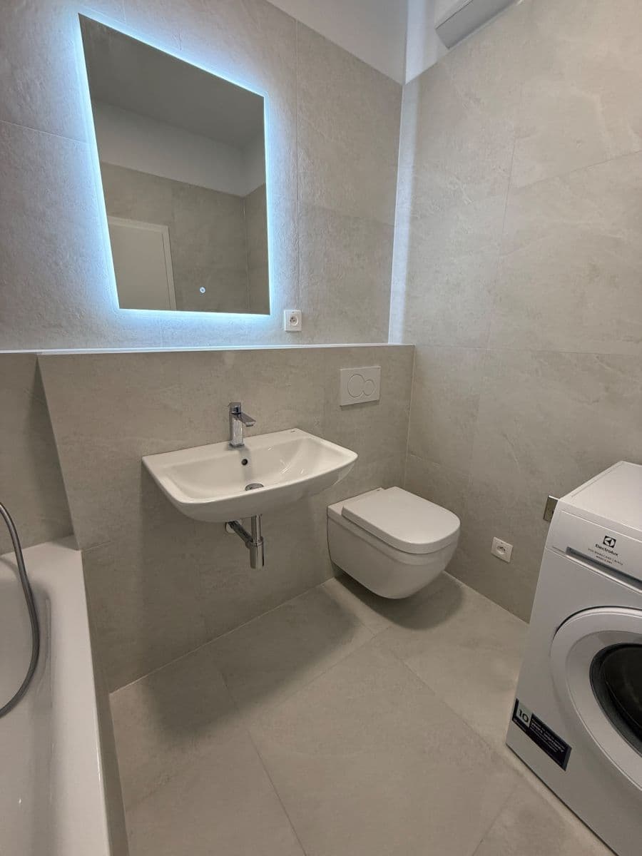 1 bedroom flat to rent, 29 m², Slnečnicová, Rovinka, Bratislavský Region 1 bedroom flat to rent, 29 m², Slnečnicová, Rovinka, Bratislavský Region