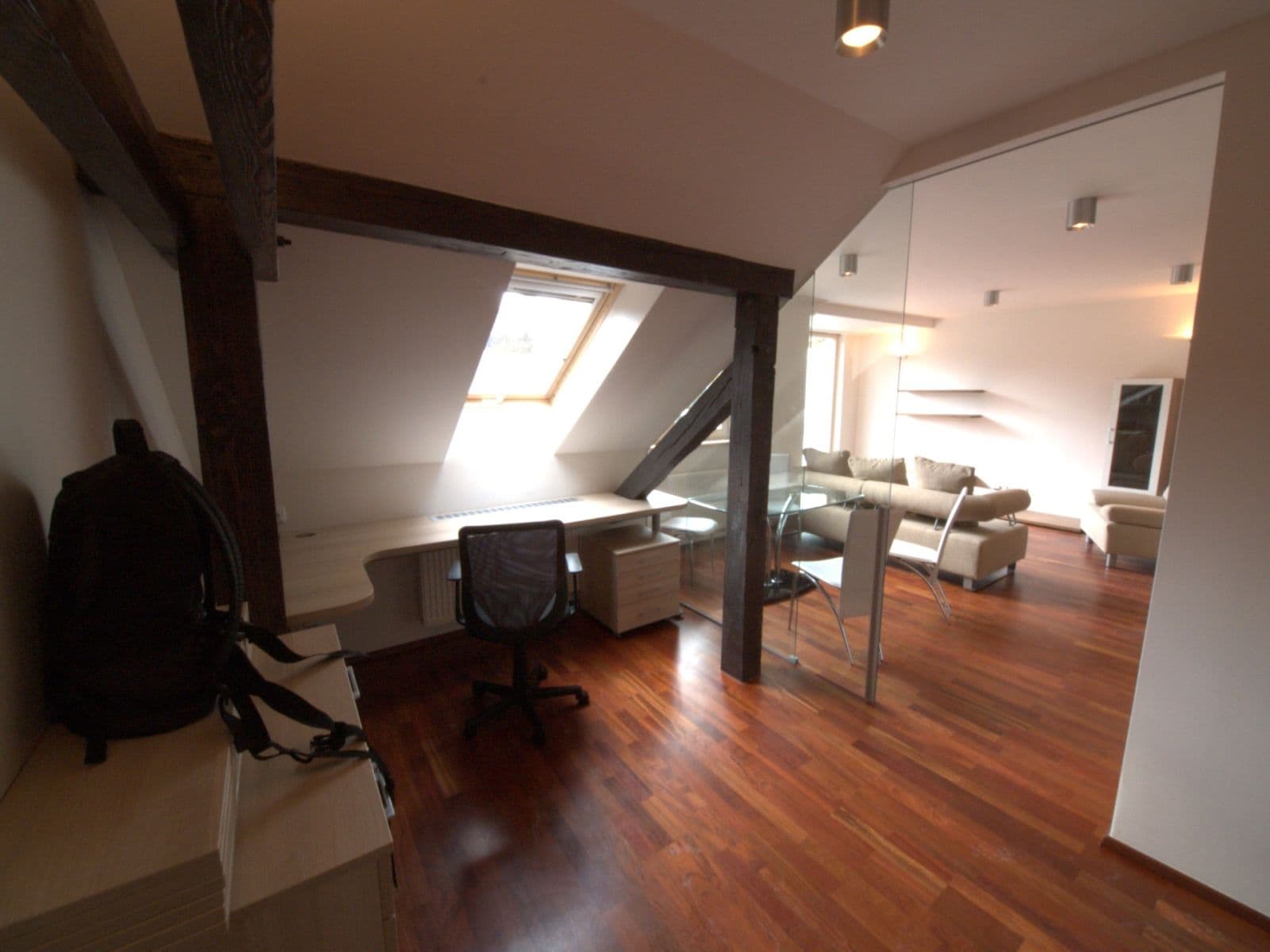 3 bedroom with open-plan kitchen flat to rent, 77 m², Nad Závěrkou, Prague, Prague 3 bedroom with open-plan kitchen flat to rent, 77 m², Nad Závěrkou, Prague, Prague