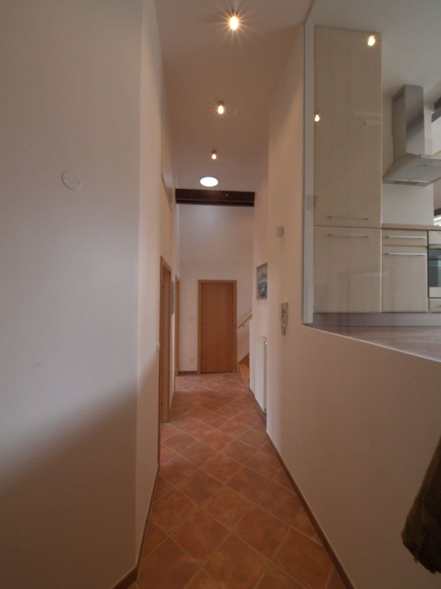 3 bedroom with open-plan kitchen flat to rent, 77 m², Nad Závěrkou, Prague, Prague 3 bedroom with open-plan kitchen flat to rent, 77 m², Nad Závěrkou, Prague, Prague