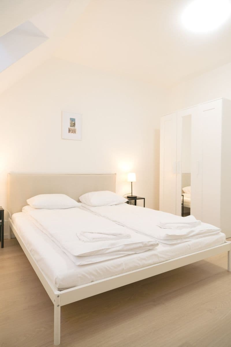 1 bedroom with open-plan kitchen flat to rent, 48 m², Štítného, Prague, Prague 1 bedroom with open-plan kitchen flat to rent, 48 m², Štítného, Prague, Prague