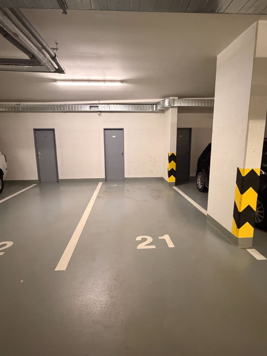 1 bedroom with open-plan kitchen flat to rent, 57 m², Toufarova, Prague, Prague 1 bedroom with open-plan kitchen flat to rent, 57 m², Toufarova, Prague, Prague