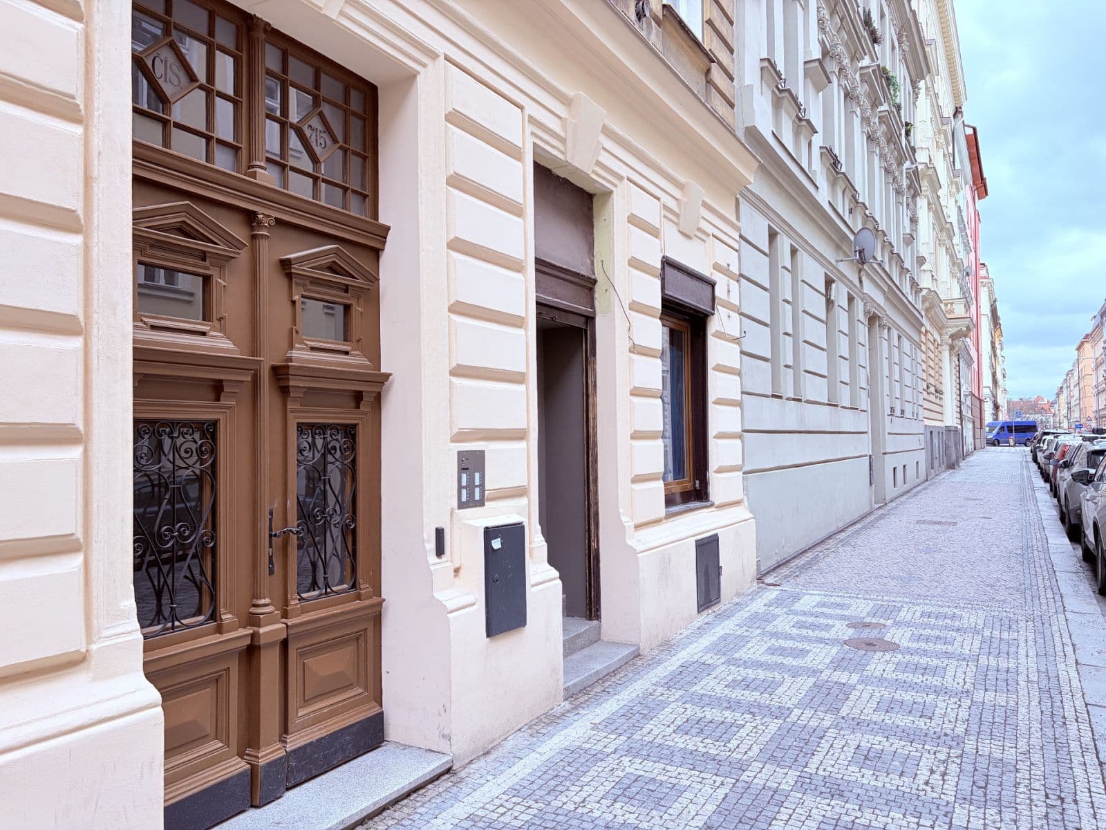 Studio flat for sale, 38 m², Varšavská, Prague, Prague Studio flat for sale, 38 m², Varšavská, Prague, Prague