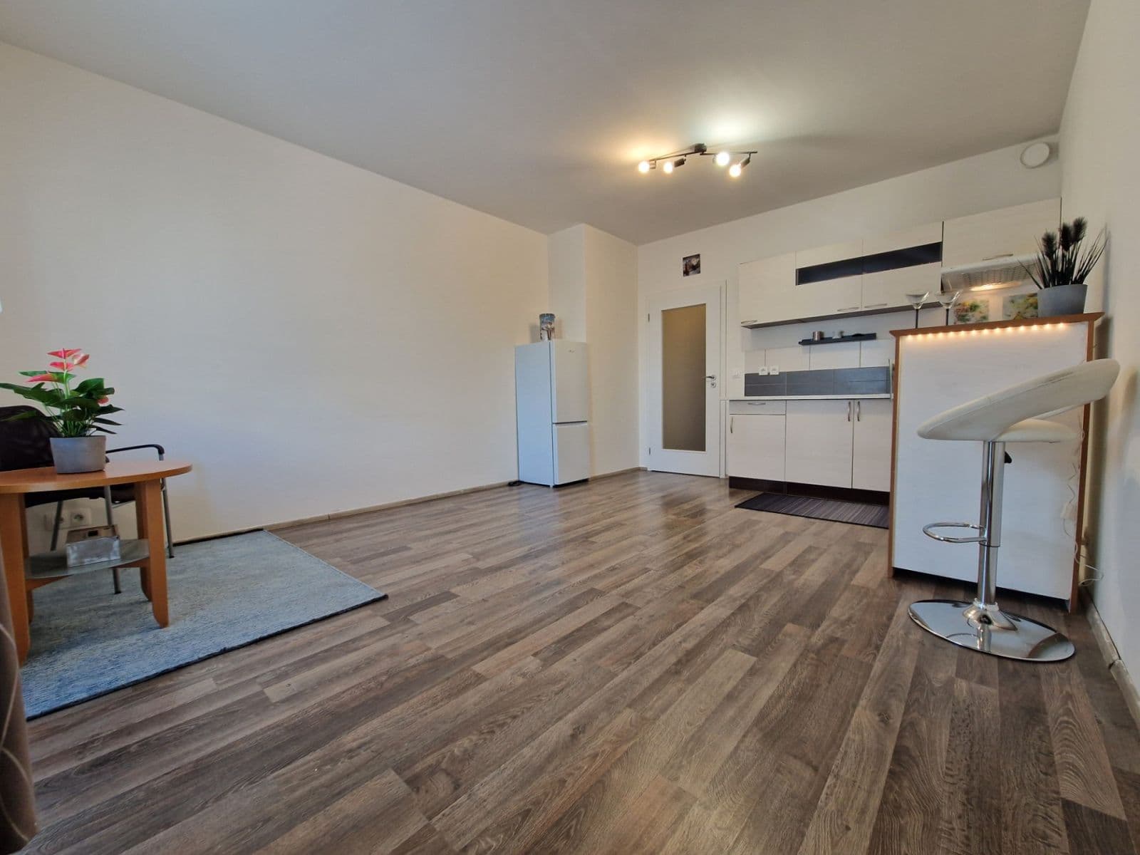 Studio flat for sale, 29 m², Václava Trojana, Prague, Prague Studio flat for sale, 29 m², Václava Trojana, Prague, Prague