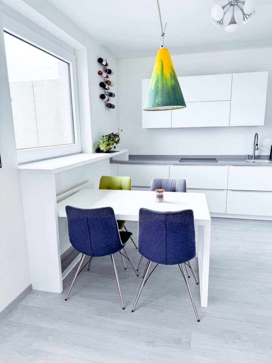 3 bedroom with open-plan kitchen flat to rent, 122 m², náměstí Junkových, Prague, Prague 3 bedroom with open-plan kitchen flat to rent, 122 m², náměstí Junkových, Prague, Prague