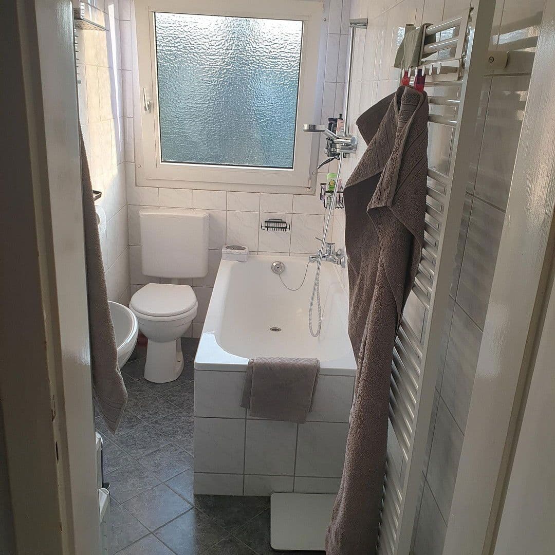 3 bedroom flat to rent, 45 m², Burgstraße 8, Duisburg, North Rhine-Westphalia 3 bedroom flat to rent, 45 m², Burgstraße 8, Duisburg, North Rhine-Westphalia