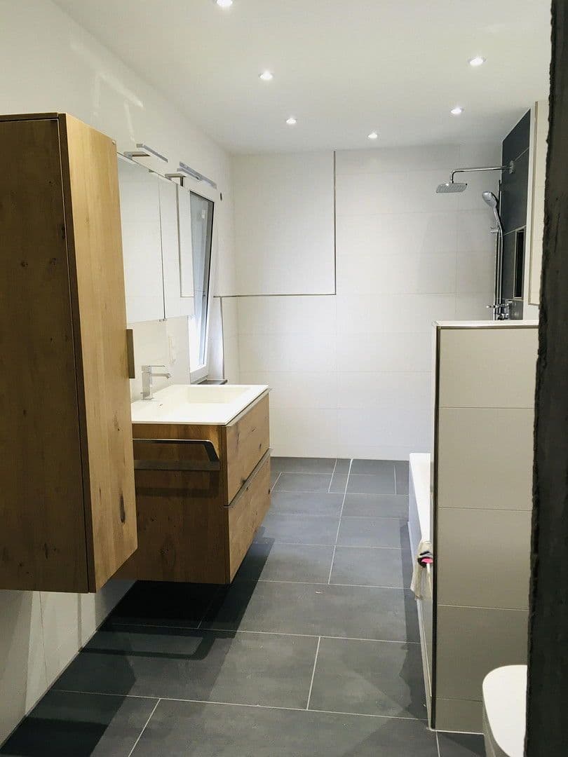 4 bedroom flat for sale, 129 m², Frankfurt Am Main, Hesse 4 bedroom flat for sale, 129 m², Frankfurt Am Main, Hesse