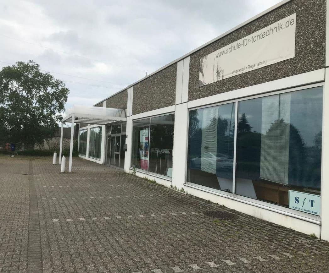 non-residential property to rent, 2,000 m², Wuppertal, North Rhine-Westphalia non-residential property to rent, 2,000 m², Wuppertal, North Rhine-Westphalia