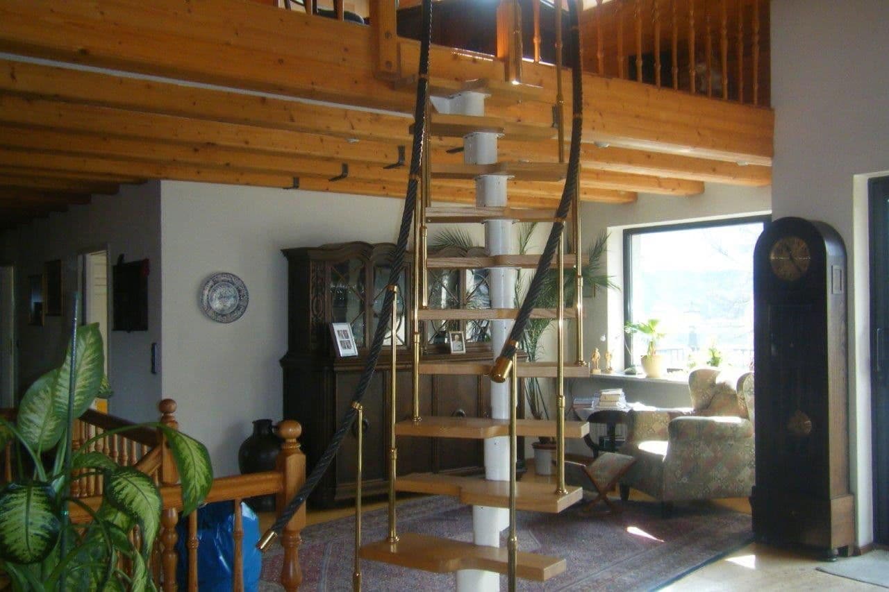 house for sale, 762 m², Ernst-Bauchstr. 4, Aue-Bad Schlema, Saxony house for sale, 762 m², Ernst-Bauchstr. 4, Aue-Bad Schlema, Saxony