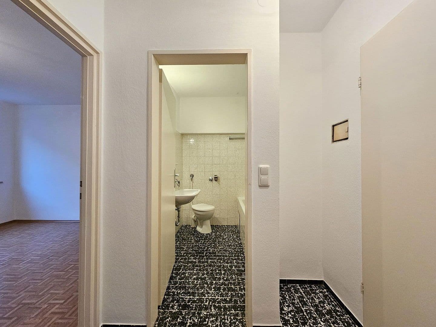 1 bedroom flat to rent, 26 m², Luisenstraße 60a, München, Bavaria 1 bedroom flat to rent, 26 m², Luisenstraße 60a, München, Bavaria