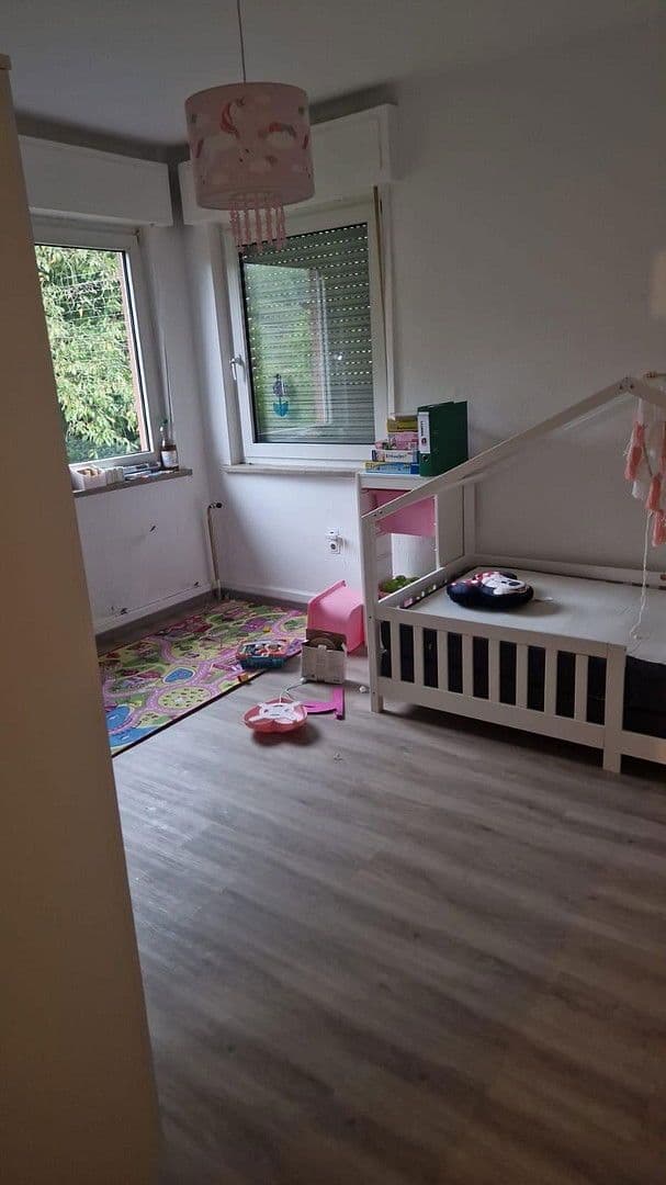 house to rent, 135 m², Geheimrat-Schott-Straße 32, Leimen, Baden-Württemberg house to rent, 135 m², Geheimrat-Schott-Straße 32, Leimen, Baden-Württemberg