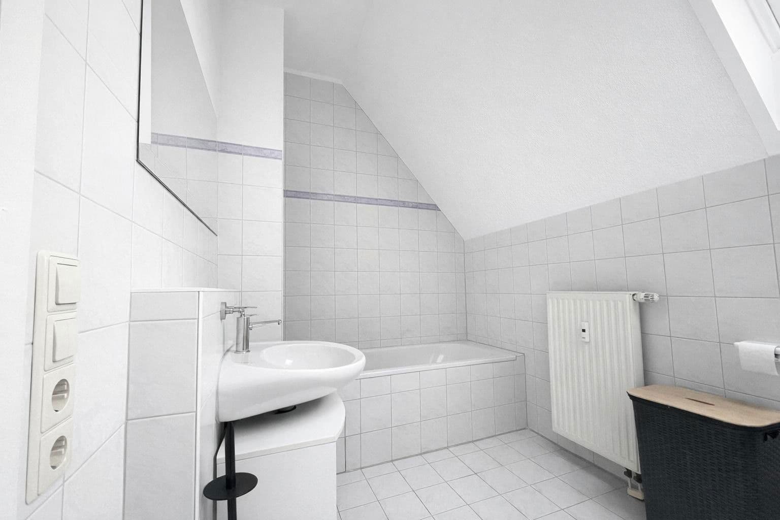 3 bedroom with open-plan kitchen flat to rent, 95 m², Beim Schloßhof 10, Remseck, Baden-Württemberg 3 bedroom with open-plan kitchen flat to rent, 95 m², Beim Schloßhof 10, Remseck, Baden-Württemberg