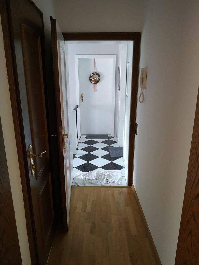 1 bedroom with open-plan kitchen flat to rent, 74 m², Krefeld, North Rhine-Westphalia 1 bedroom with open-plan kitchen flat to rent, 74 m², Krefeld, North Rhine-Westphalia