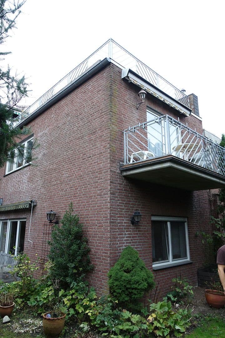 1 bedroom with open-plan kitchen flat to rent, 74 m², Krefeld, North Rhine-Westphalia 1 bedroom with open-plan kitchen flat to rent, 74 m², Krefeld, North Rhine-Westphalia