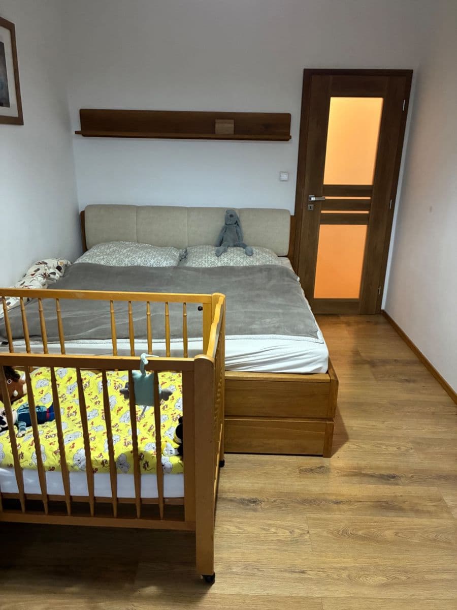 2 bedroom with open-plan kitchen flat to rent, 71 m², Prosluněná, Prague, Prague 2 bedroom with open-plan kitchen flat to rent, 71 m², Prosluněná, Prague, Prague