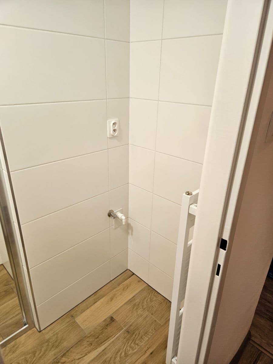 2 bedroom flat to rent, 60 m², Chládkova, Brno, Jihomoravský Region 2 bedroom flat to rent, 60 m², Chládkova, Brno, Jihomoravský Region