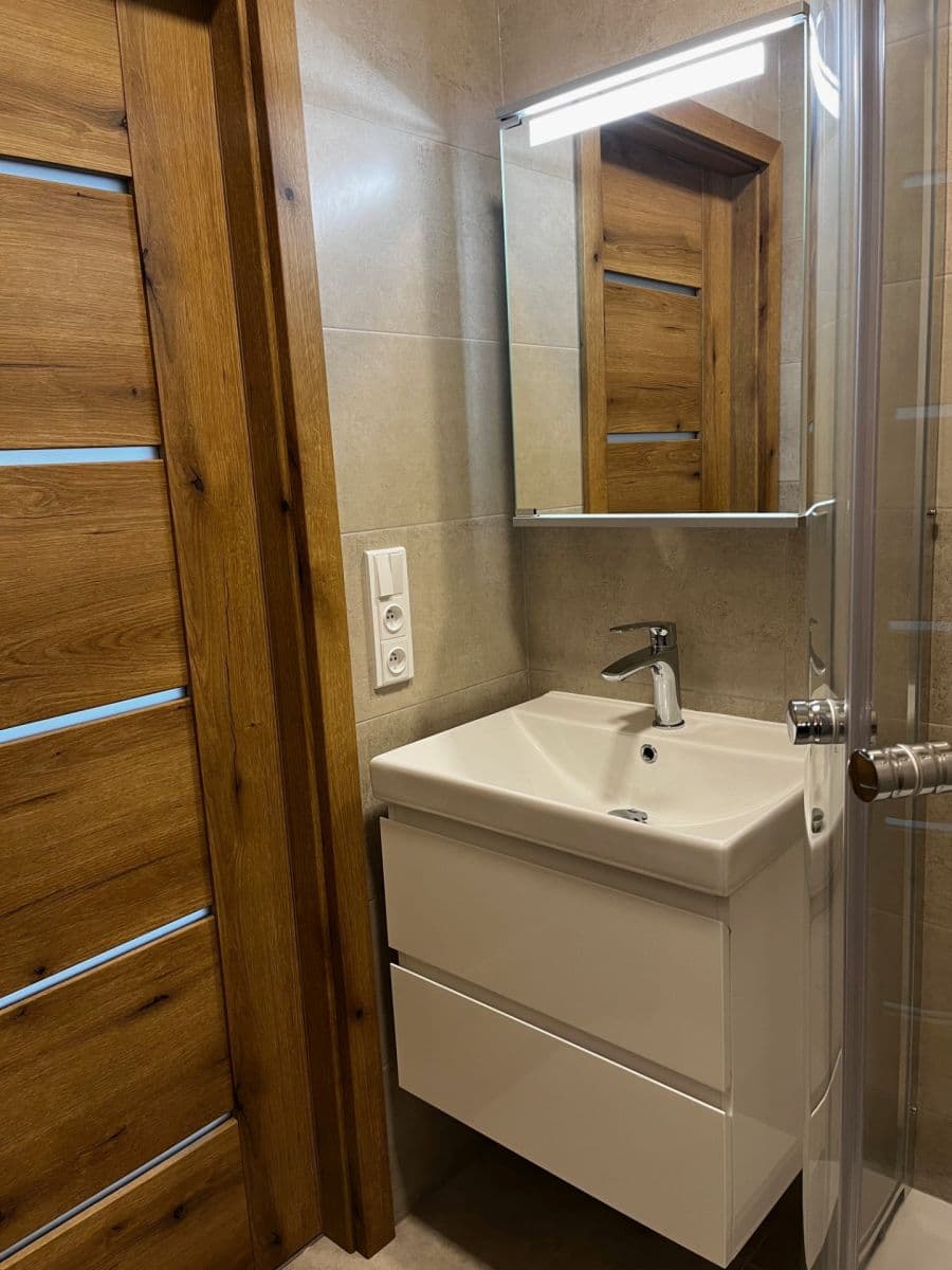 2 bedroom flat for sale, 52 m², České armády, Litoměřice, Ústecký Region 2 bedroom flat for sale, 52 m², České armády, Litoměřice, Ústecký Region