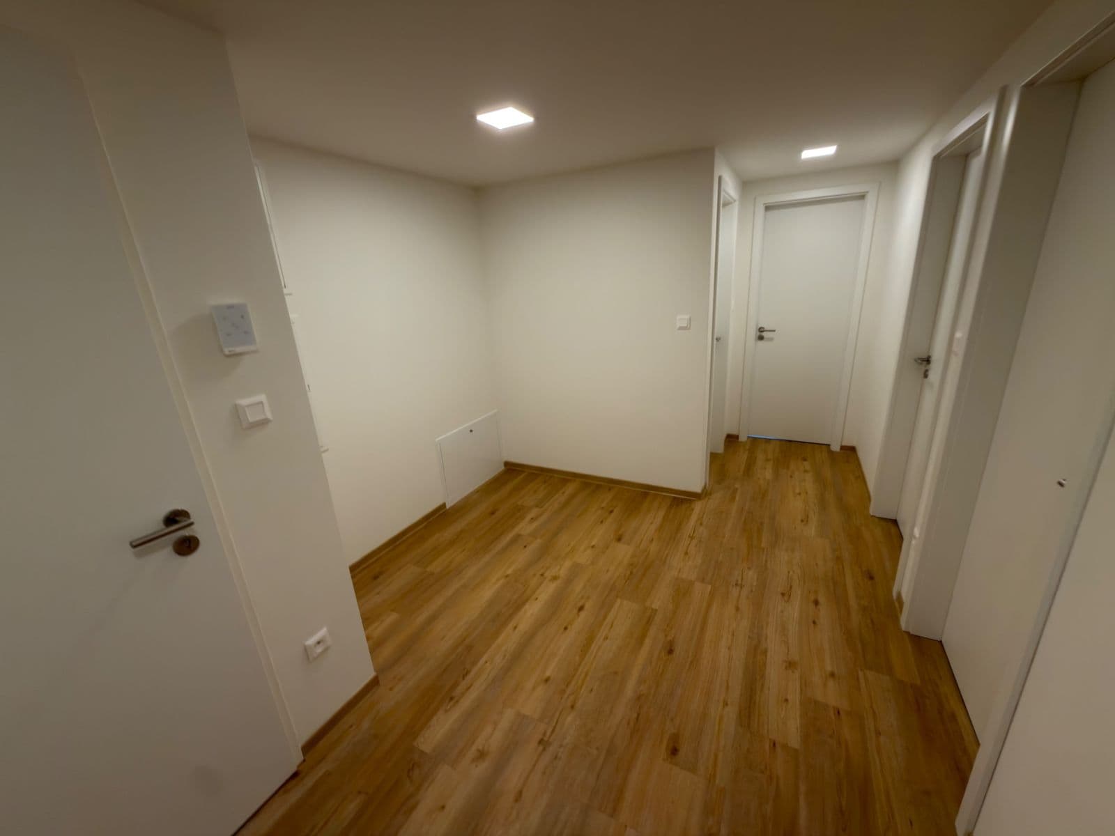 1 bedroom with open-plan kitchen flat to rent, 60 m², U Hájenky, Ostrava, Moravskoslezský Region 1 bedroom with open-plan kitchen flat to rent, 60 m², U Hájenky, Ostrava, Moravskoslezský Region