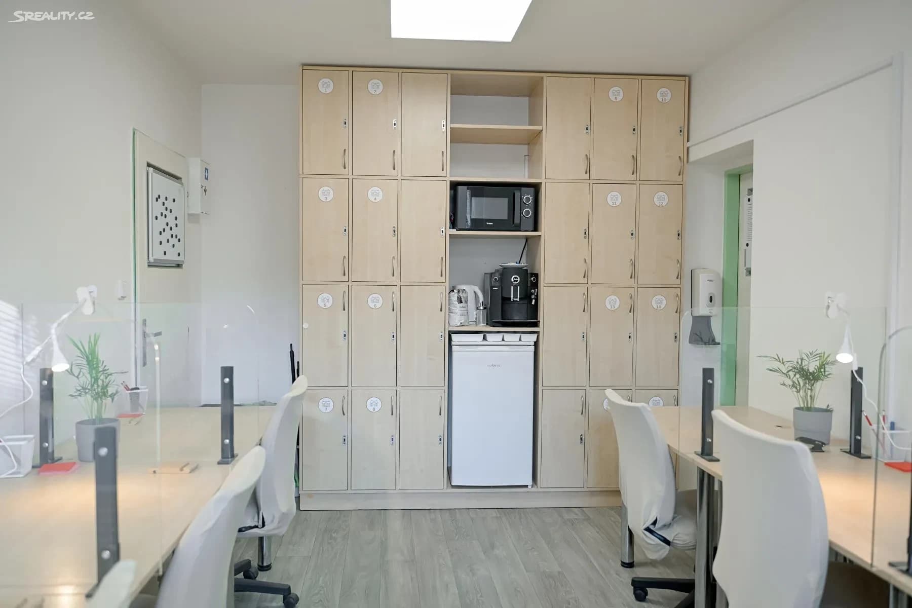 office to rent, 25 m², Přístavní, Prague, Prague office to rent, 25 m², Přístavní, Prague, Prague