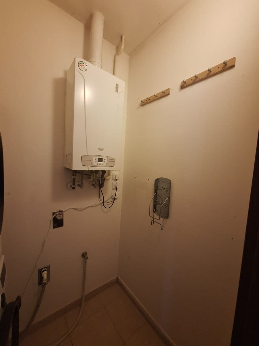 1 bedroom with open-plan kitchen flat to rent, 53 m², Karpatská, Prague, Prague 1 bedroom with open-plan kitchen flat to rent, 53 m², Karpatská, Prague, Prague