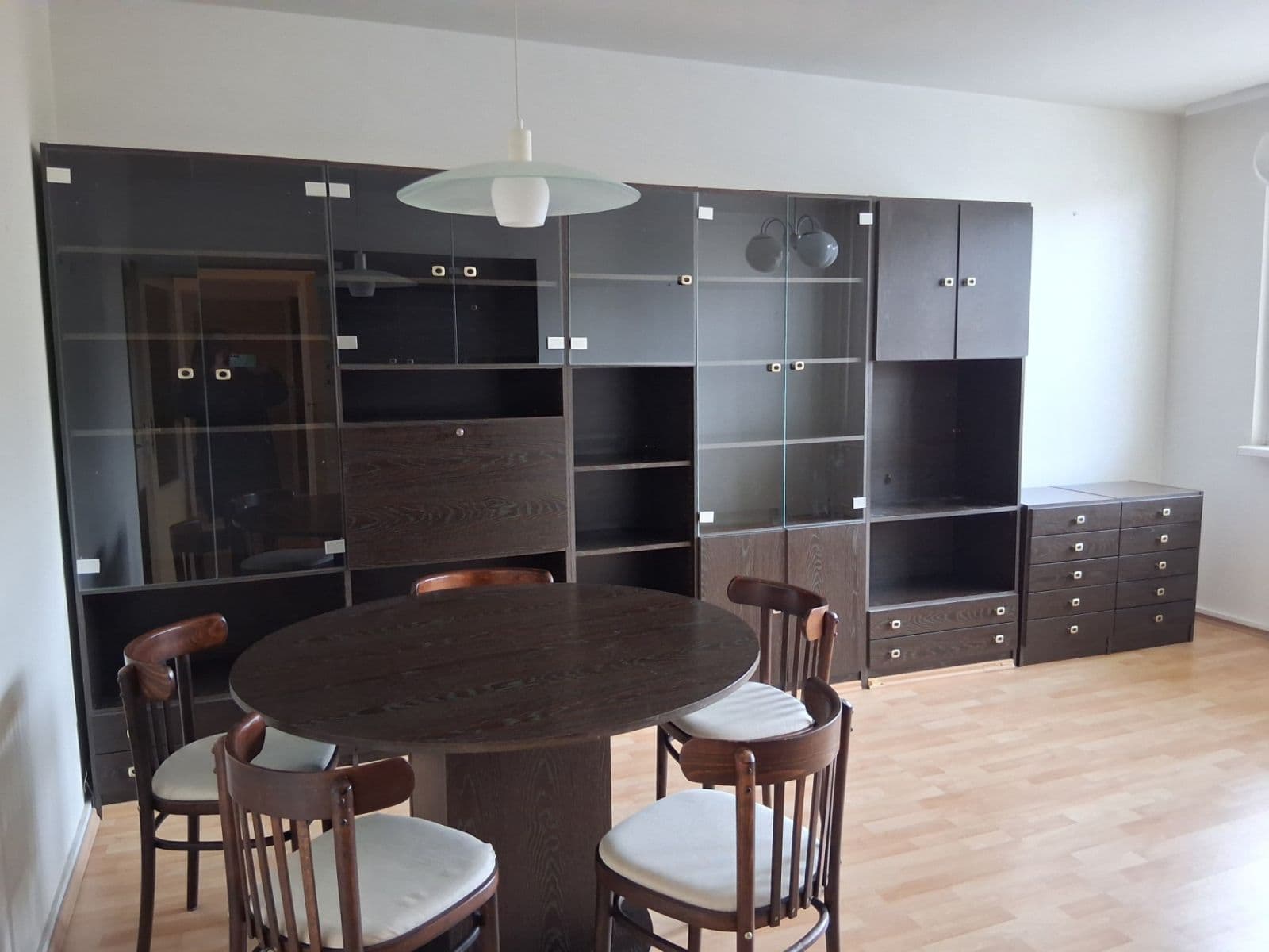 4 bedroom flat to rent, 86 m², Prvomájová, Prague, Prague 4 bedroom flat to rent, 86 m², Prvomájová, Prague, Prague