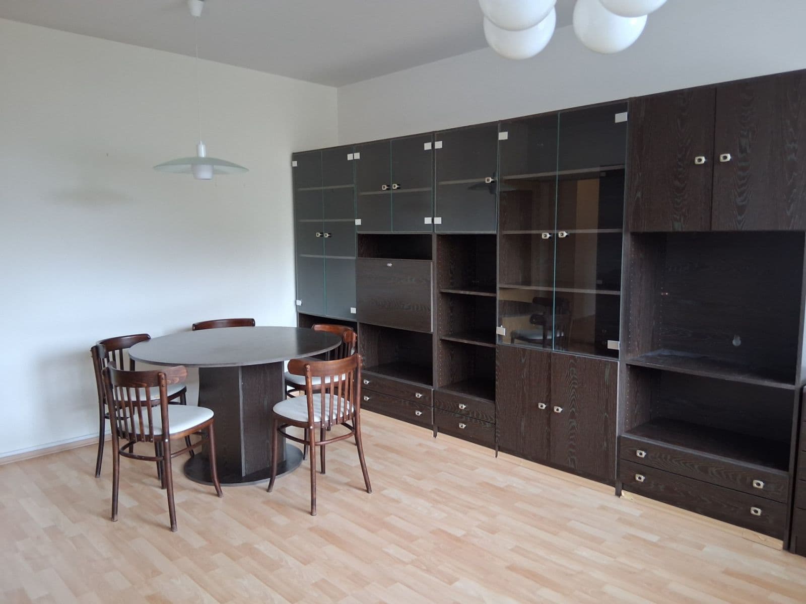 4 bedroom flat to rent, 86 m², Prvomájová, Prague, Prague 4 bedroom flat to rent, 86 m², Prvomájová, Prague, Prague