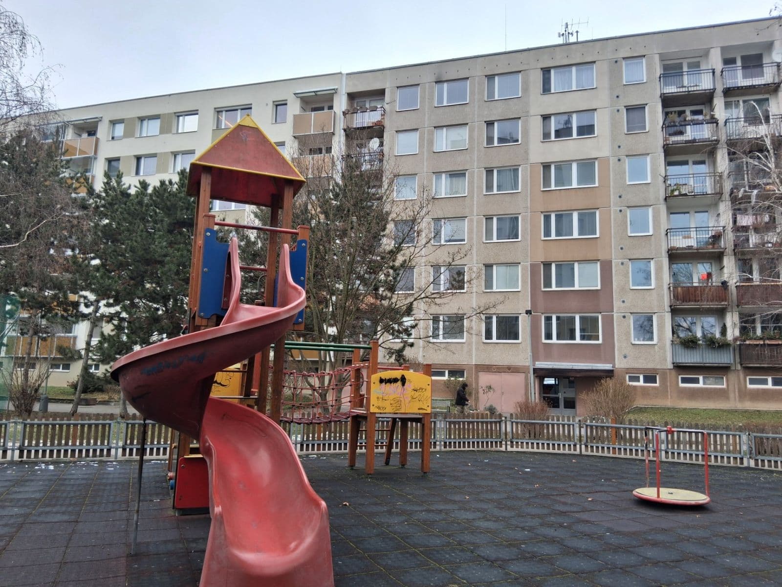 4 bedroom flat to rent, 86 m², Prvomájová, Prague, Prague 4 bedroom flat to rent, 86 m², Prvomájová, Prague, Prague