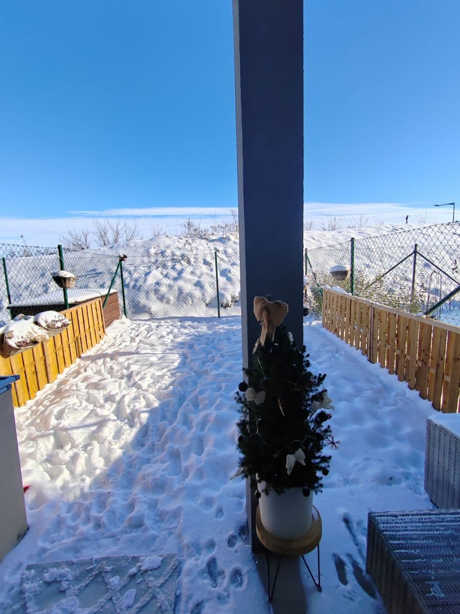 Studio flat to rent, 38 m², Velvarská, Horoměřice, Středočeský Region Studio flat to rent, 38 m², Velvarská, Horoměřice, Středočeský Region